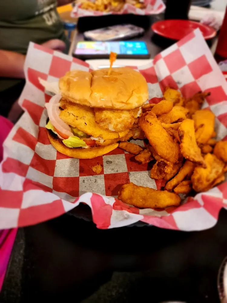 Walleye Sandwich Basket